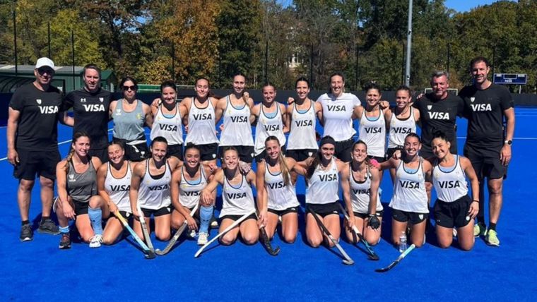 Las Leonas posaron para la foto luego de la práctica en Estados Unidos.&nbsp;