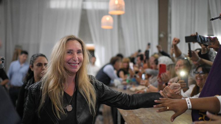 Karina Milei encabezó un acto partidario en Suipacha.