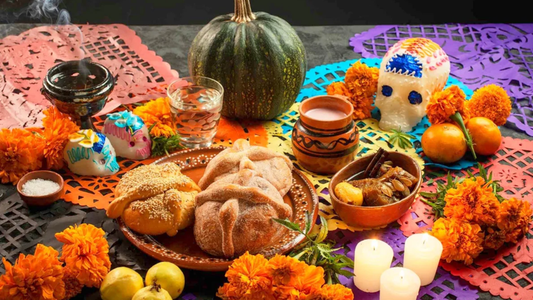 Llega el día de muertos y resulta imposible no comer platos típicos de la festividad. Foto: Top Adventure