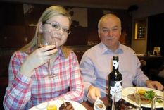 Sergei Skripal y su hija Yulia Foto: The Independent