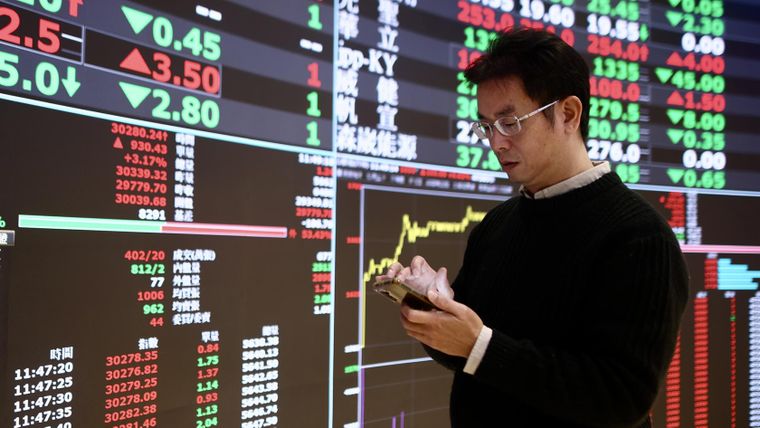 Noticias que llegan desde Lejano Oriente y desde Washington en relación a las medidas que adoptará EE.UU. por Groenlandia están impactando en los precios del petróleo.&nbsp;&nbsp;