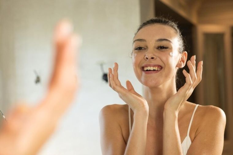 La nueva tendencia beauty que trata sobre la hidratación de la piel Foto: Freepik La nueva tendencia beauty que trata sobre la hidratación de la piel Foto: Freepik