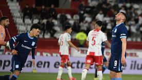 Racing enfrenta a Huracán en el Tomás Adolfo Ducó.