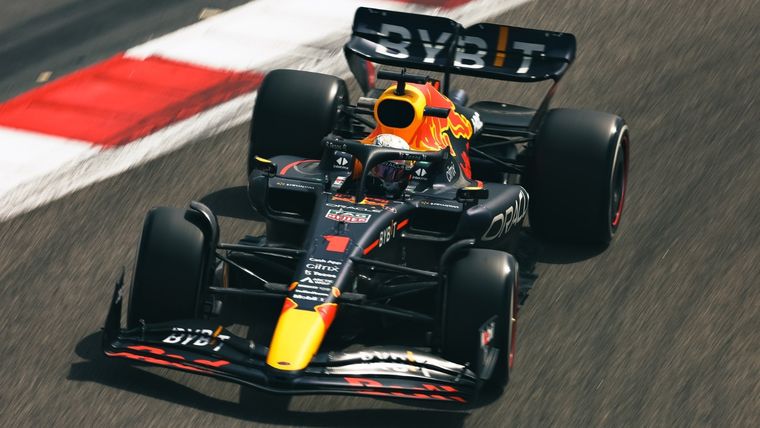 El campeón dominó los ensayos en Bahréin. Foto: @redbullracing