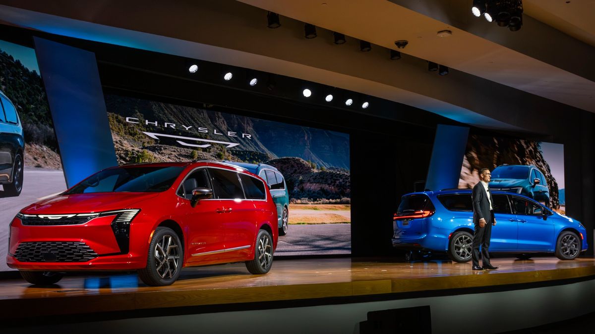 Chrysler renueva la Pacifica: así es la minivan 2027 con tecnología Family Tech
