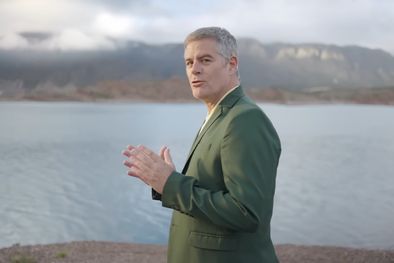 MDZol | Mike Amigorena protagoniza la nueva campaña de promoción de turismo Mendoza, Manso Destino. Foto: Captura de pantalla Youtube Turismo Mendoza.