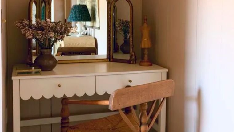 Diseñar un espacio que combine piezas de distintas épocas implica elegir las piezas que te agradan y quisieras tener en tu casa. Foto: Andrey Scheck Designs