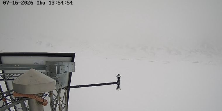 El registro del temporal de nieve en Mendoza desde la Laguna del Diamante. El registro del temporal de nieve en Mendoza desde la Laguna del Diamante.