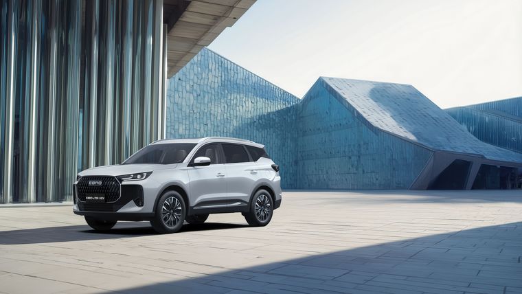 EBRO s700 HEV 2026 SUV