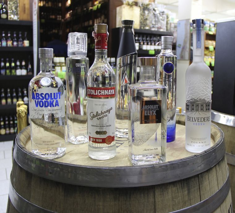 Los tragos con vodka son infaltables en el recetario de cualquier barman o conocedor. Foto: Pixabay