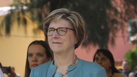 Laura Dogu será la representante de Estados Unidos en Venezuela. Laura Dogu será la representante de Estados Unidos en Venezuela.