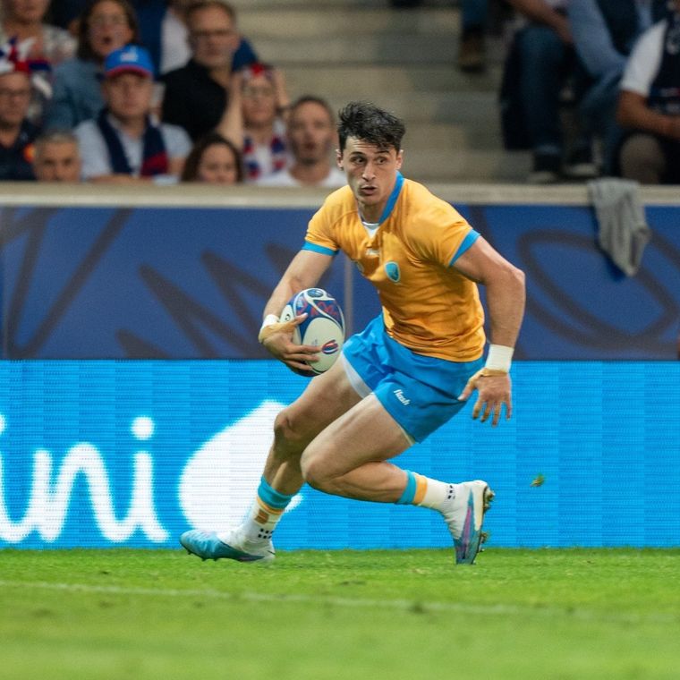 Amaya, el argentino que la rompió para Uruguay ante Francia en el Mundial de Rugby Foto: @LosTerosXV