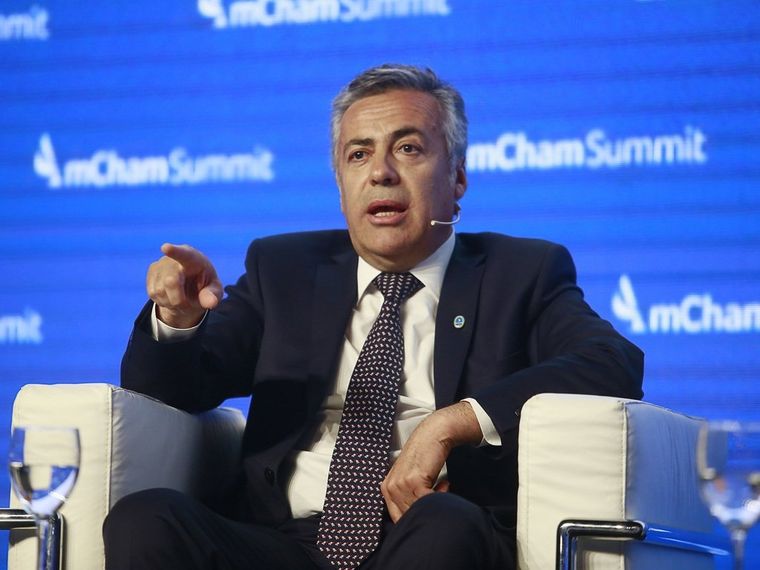 Cornejo habló para la Cámara de Comercios de Estados Unidos y se mostró a favor del empleo privado