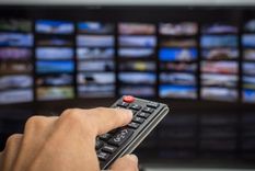 ¡recomendado! cuatro series imperdibles en plataformas sin costo