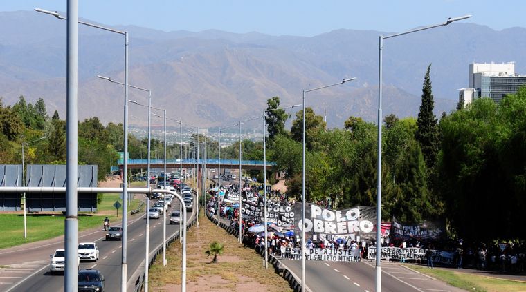 Habrá cortes en más de cien puntos del país. Foto: ALF PONCE MERCADO / MDZ