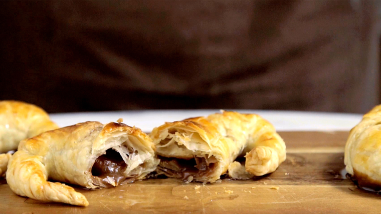 Esta receta de empanadas dulces es muy popular en Argentina Esta receta de empanadas dulces es muy popular en Argentina