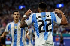 Lautaro Martínez celebró sus goles en la Selección argentina. Foto: NA