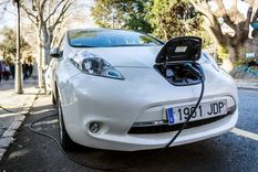 Una de las condiciones para evitar el 35% de arancel es que el valor del vehículo no supere los US$16.000. Foto: EFE