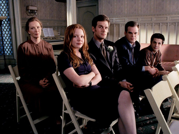 Es una de las mejores series del siglo XXI y ahora se encuentra en Netflix Six Feet Under se encontraba en HBO y ahora está disponible en Netflix. Foto: HBO