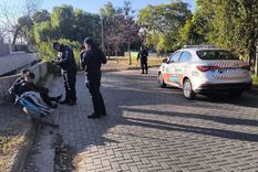 El ladrón arrojó a una de las víctimas a un canal y le fracturó un codo &nbsp;