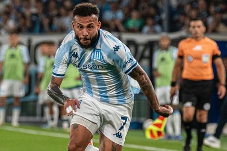 Duván Vergara reveló una anécdota insólita con Costas luego de la clasificación de Racing a cuartos. Duván Vergara reveló una anécdota insólita con Costas luego de la clasificación de Racing a cuartos.