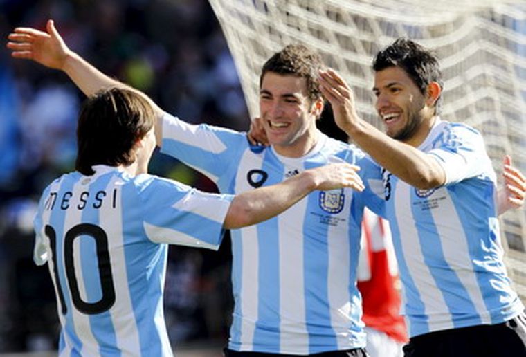 Los delanterios argentinos, envidia de todos. Foto: efe