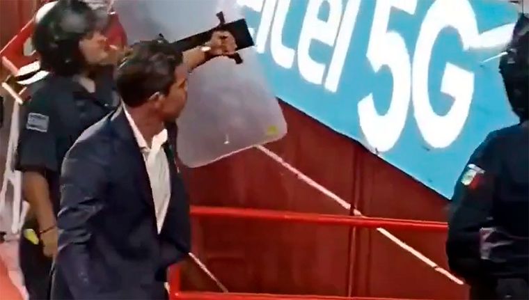 A Fernando Gago no le está yendo bien en Necaxa.