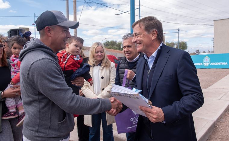 El Gobierno de Mendoza lanzó el plan IPV Mi Casa que sorteará 2.154 viviendas el próximo 21 de septiembre. Foto: Prensa Gobierno de Mendoza