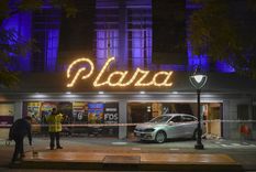 Tras el hecho, las autoridades de la Municipalidad de Godoy Cruz decidieron suspender las actividades previstas en el Cine Teatro Plaza para los días lunes y martes Foto: Telam