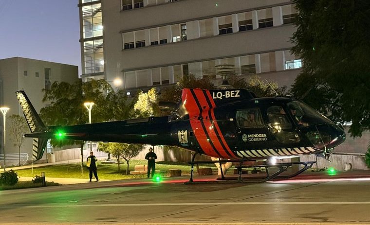 Un motociclista debió ser trasladado en helicóptero tras sufrir un accidente en el límite con San Juan. Un motociclista debió ser trasladado en helicóptero tras sufrir un accidente en el límite con San Juan.
