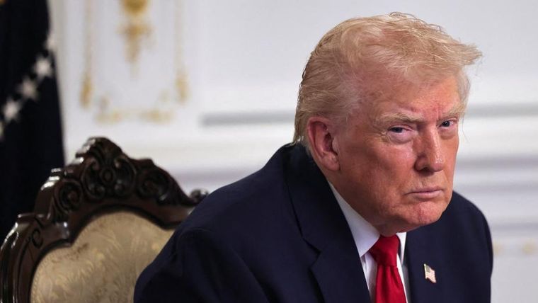 El presidente Trump escribió un duro mensaje contra la migración la noche del jueves. El presidente Trump escribió un duro mensaje contra la migración la noche del jueves.