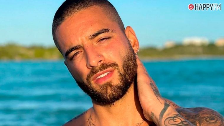 Maluma subió una foto besando a su novia. Foto: Instagram