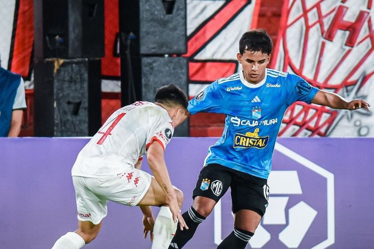 Huracán empató 0-0 con Sporting Cristal en el Ducó.