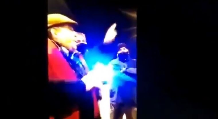 Imagen del polémico video.