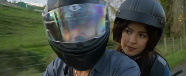 NETFLIX. Ángela NETFLIX. Ángela