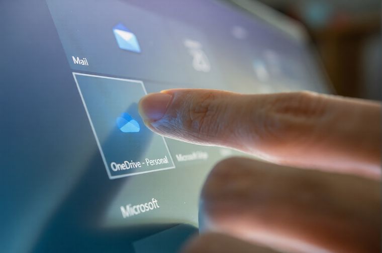 Ojo con “optimizadores”: scripts o utilidades de terceros pueden romper Store, Update, Inicio o el Explorador. Ojo con “optimizadores”: scripts o utilidades de terceros pueden romper Store, Update, Inicio o el Explorador.