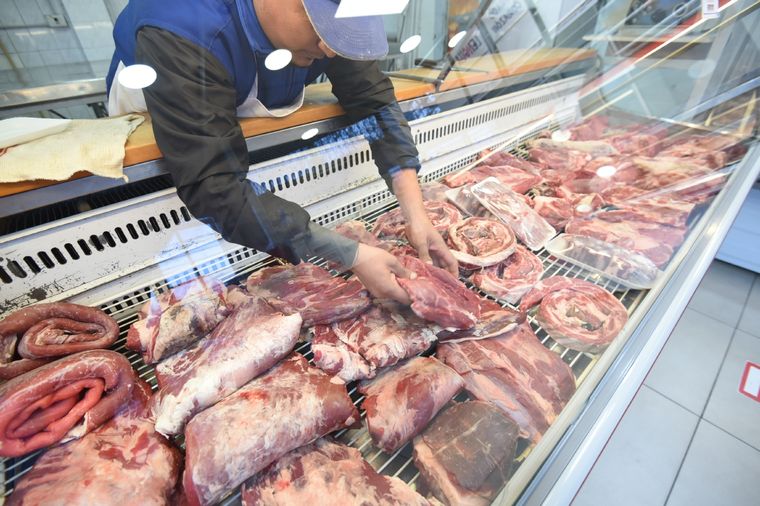 Los trabajadores de la carne con nuevo aumento en paritarias.