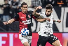 Newells no aguantó y cayó ante Corinthians en Brasil Foto: Fotobaires Newells no aguantó y cayó ante Corinthians en Brasil Foto: Fotobaires
