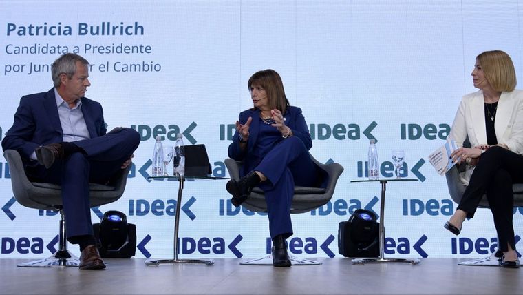 Patricia Bullrich La candidata estuvo en IDEA donde apuntó contra sus competidores. Crédito: Prensa Bullrich Foto: Prensa Bullrich