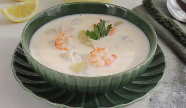 La receta original no llevaba pescado, solo patata y caldo. La receta original no llevaba pescado, solo patata y caldo.