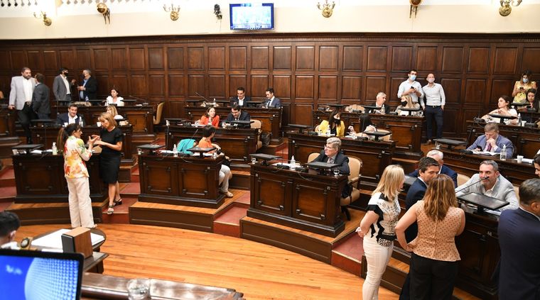 El próximo domingo 26 de octubre se renovarán 43 bancas en la Legislatura de Mendoza. Foto: ALF PONCE MERCADO / MDZ El próximo domingo 26 de octubre se renovarán 43 bancas en la Legislatura de Mendoza. Foto: ALF PONCE MERCADO / MDZ