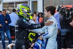 El piloto argentino y el heptacampeón del mundo protagonizan una historia que de respeto y admiración. El piloto argentino y el heptacampeón del mundo protagonizan una historia que de respeto y admiración.