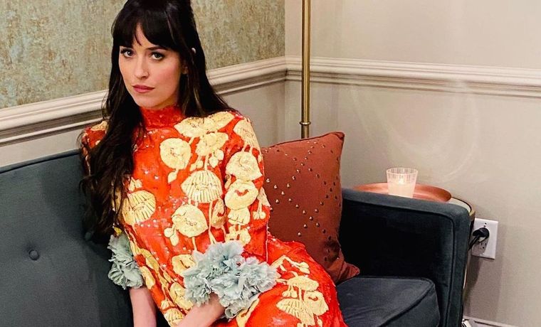 Dakota Johnson y Salma Hayek conquistan este vestido naranja de Gucci Foto: Grazia Daily