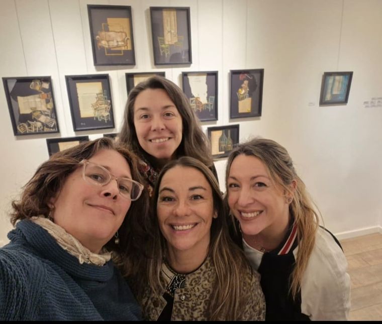 Virginia, Anita y Lety (voley Maipú) dijeron presentes en la muestra de Rudman. Virginia, Anita y Lety (voley Maipú) dijeron presentes en la muestra de Rudman.