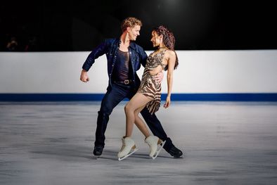 MDZol | Brillantina y oro Danza sobre hielo netflix