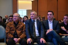 El precandidato a diputado provincial Julio Totero junto al intendente de Godoy Cruz y presidente de la UCR mendocina, Tadeo García Zalazar. Foto: Twitter @TadeoGZ