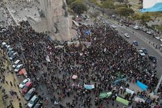 Marcha en el Monumento a la Bandera. Foto: Gentileza El Litoral