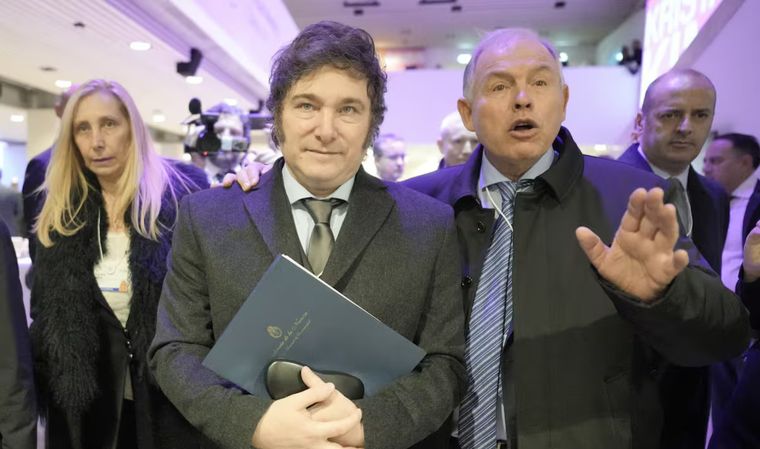 Gerardo Werthein junto a Javier Milei. Gerardo Werthein junto a Javier Milei.