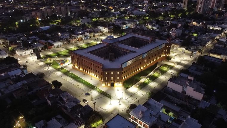 La ex cárcel de Encausados comenzó a construirse en 1921, mientras que su muro perimetral se constituyó en 1935.