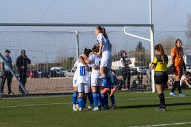 tomba femenino